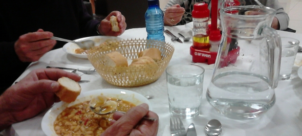 Àpats en companyia Sta Coloma de Gramenet i Mollerussa Àpats en companyia