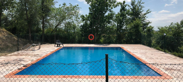 Tècnic Piscines posa a punt les piscines dels centres de la cooperativa Tècnic Piscines posa a punt les piscines dels centres de la cooperativa