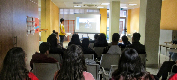 Els alumnes del programa PAE Secundària Manresa participen al curs "Medi Ambient i Vídeo Mòbil" de Gedi Media Els alumnes del programa PAE Secundària Manresa participen al curs "Medi Ambient i Vídeo Mòbil" de Gedi Media