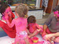 PIntura coproral a les llars d'infants de Sabadell Pintura corporal a les llars d'infants de Sabadell
