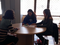 Estudiants d'integració social coneixen visiten el servei de Mediació de Mataró Estudiants d'integració social coneixen visiten el servei de Mediació de Mataró