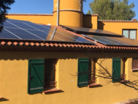 L’entesa entre 4 cooperatives fa possible la creació d’una instal·lació fotovoltaica autònoma, al Centre d’acollida l’Illot Gran. 